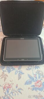 Samsung galaxy tab 4 SM-T530 - 4