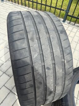 Bridgestone 275/35/r19 - 4