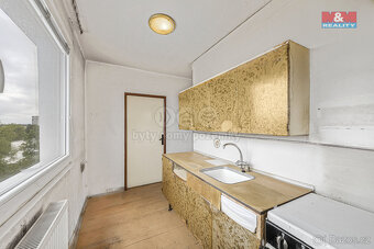 Prodej bytu 3+1, 57 m², Hradec Králové, ul. Polní - 4