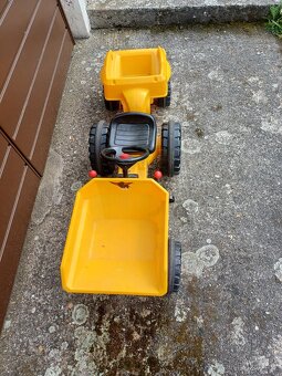 Dětský šlapací traktor - 4