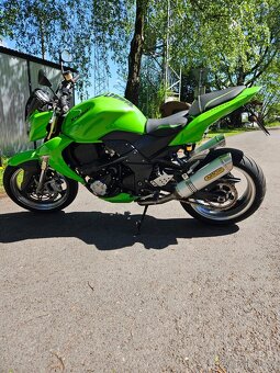 Kawasaki Z1000 - 4