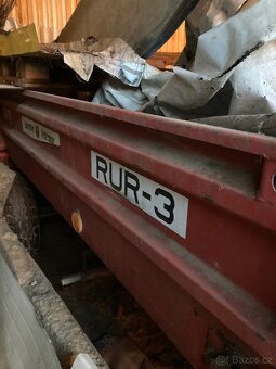 Rozmetadlo na hnůj: RUR-3 - 4