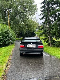 Bmw e36 coupe - 4