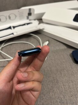 Apple Watch 6 44mm Modré - 4