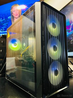 Herní pc Ryzen, 16GB DDR4, 500GB SSD+HDD, RX 470 4GB Win 11 - 4