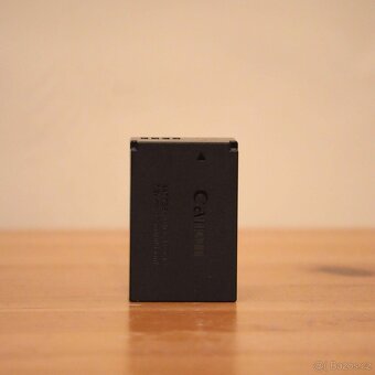 Canon M50 II + objektiv + příslušenství - 4