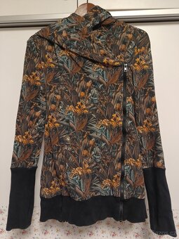 Nosící mikiny Greyse a Made by Zuz - 4