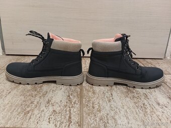 Dámské kotníkové boty Loap vel.38 - 4