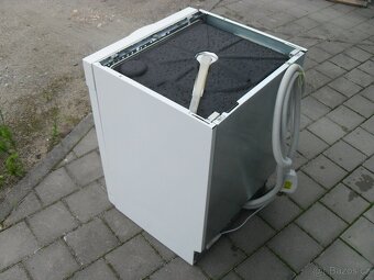 MIELE MYČKA,VOLNĚ STOJÍCÍ,POD KUCHYNSKOU LINKU,LCD,tř.A+ - 4