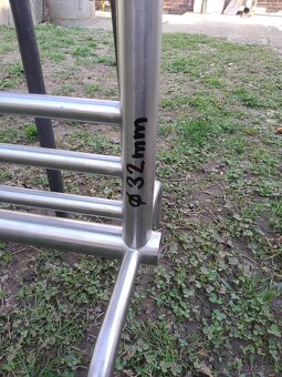 Žebřinový průtokový sušák na ručníky-radiátor. Nerez, INOX - 4