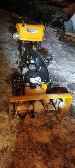 Prodá sněhovou frézu Stiga. Motor 250cc.Záběr75cm - 4