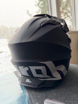 Helma na enduro Airoh - 4