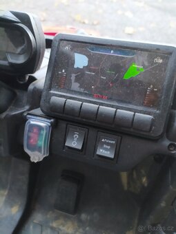 Elektrické autíčko CAN-AM Maverick
nová verze s baterií - 4