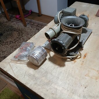 Elektrický mlýnek na maso - 4