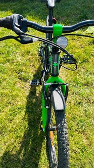 Author Cosmic 20 - 4