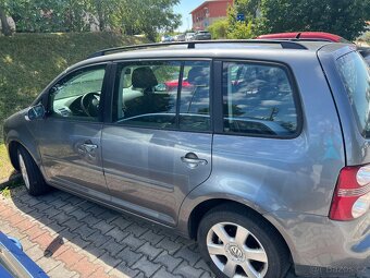 Volkswagen touran - 4