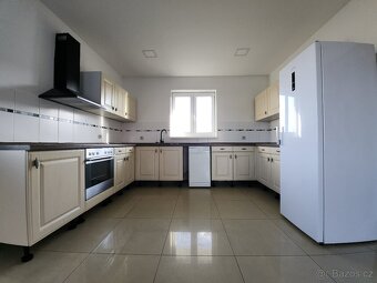 Prodej rodinného domu 138 m², pozemek 563 m², Lužec n.Cidl. - 4
