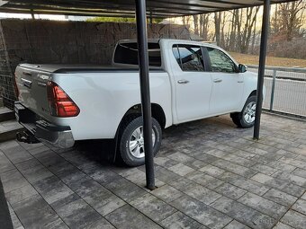 Toyota Hilux - 4