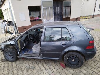 golf 4 - 4