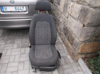 ŠKODA FABIA 1 ŠKRTÍCÍ KLAPKA-STROP-SVĚTLA A DÍLY - 4