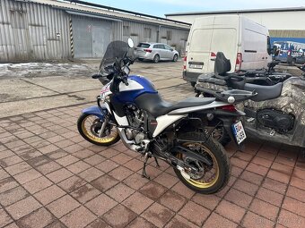 Honda Transalp 700 - 4