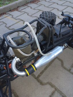 RC auto nitro - 4