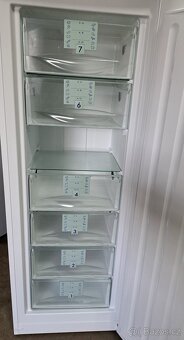 Mrazák 7 šup. Liebherr Comfort. - 4