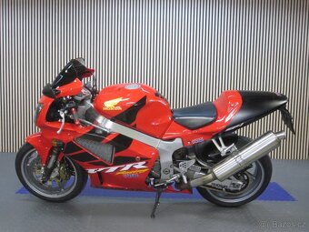 Honda VTR 1000 SP1 - 4