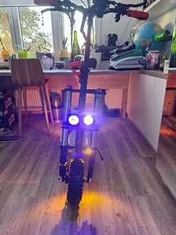 Elektro koloběžka - 4