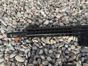 Prodám airsoftovou zbraň – Specna Arms RRA SA-E07 EDGE™ Ligh - 4