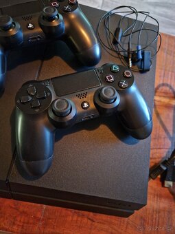 Playstation 4 1TB - 4