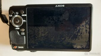 Sony DSC- HX9V - sleva - 4