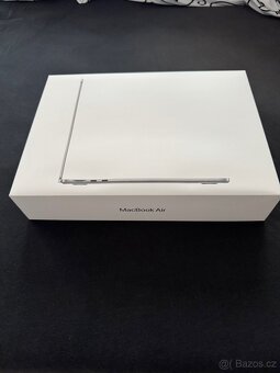Apple MacBook Air 13" 2024, M3, 8GB/256GB Space Grey - Nový - 4