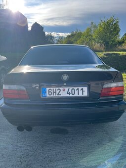 Bmw e36 323i coupe - 4