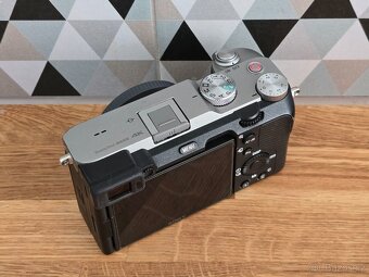 Sony A7C - 4