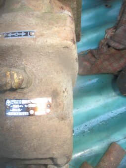 naviják na hydromotor - 4