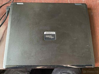 Prodám notebook Siemens - 4