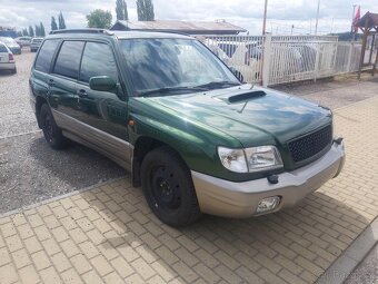 Subaru Forester 2.0i T - 4
