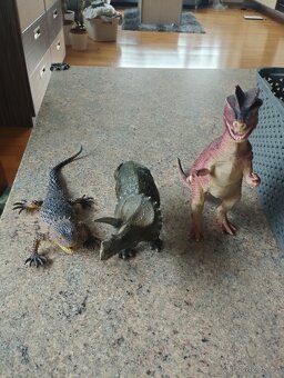 Velké figurky dinosaurů. 3 ks - 4
