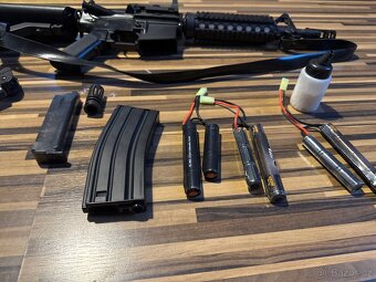 Airsoftová zbraň M4 CQBR - 4