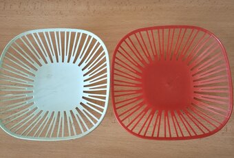 Retro plastové výrobky - košíčky, tácky - 4