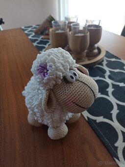 Ručně háčkovaná ovečka - 4