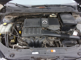 Mazda 3 BK sedan - 4