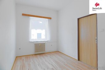 Prodej bytu 2+1 57 m2 Spojenců, Úpice - 4