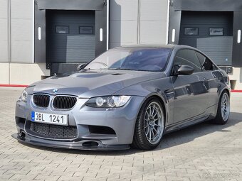BMW M3 E92 manuál, V8 - 4
