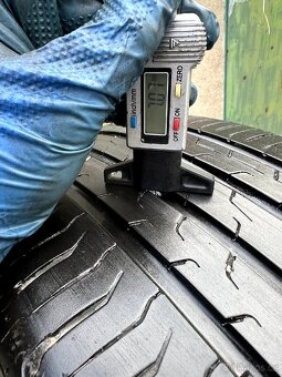 Letni sada pneu Continental 235/50 R19 7mm
 - 4