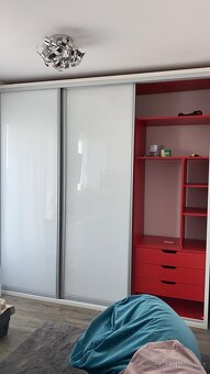 Vestavěná skříň - 4