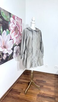 Větrovka Prada - 4