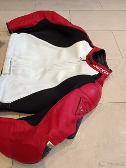 Dainese Race-Pánská kožená moto kombinéza,dvoudílná-zkracená - 4