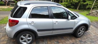 Suzuki SX4 - 4